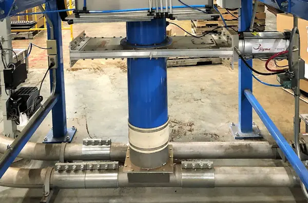 Rubber Tubing Sleeve on Slide Gate Valve to Pneumatic Convey Line Rubber Tubing Flex Fitting on Slide Gate Valve to Pneumatic Convey Line